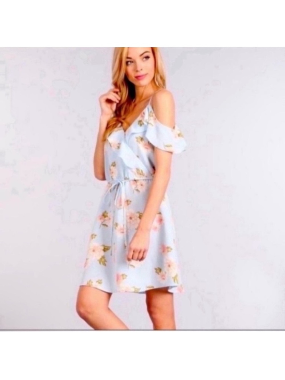Sweet Wanderer Floral Off the Shoulder mini/Knee Length Dress M Baby Blue pink